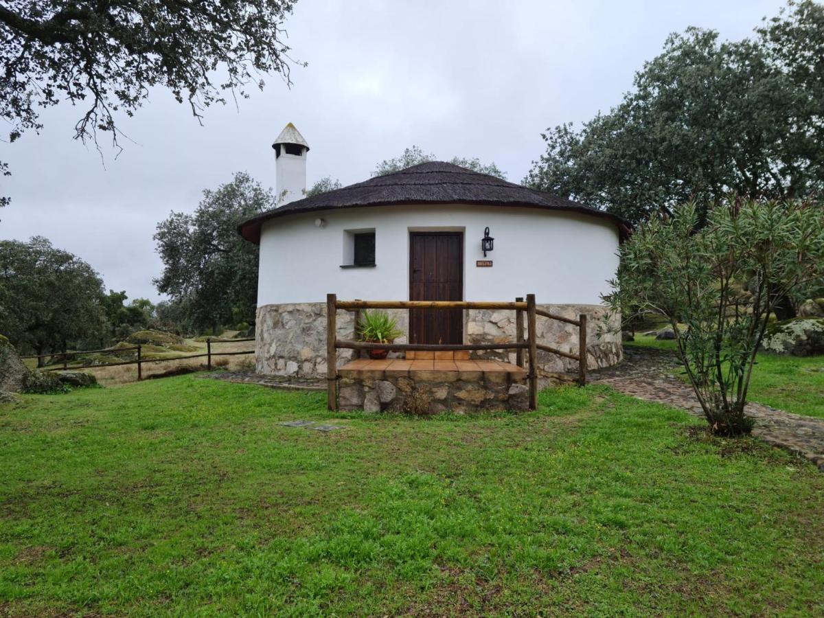 Chozos De La Dehesa Aparthotel La Roca de la Sierra Exterior foto
